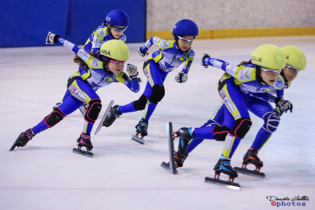 Agonisti Junior Sportivi Ghiaccio Trento in gara